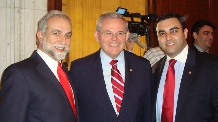 Sen. Bob Menendez (D-NJ) with ANCA Chairman Ken Hachikian & Legislative Affairs Dir. Raffi Karakashian
